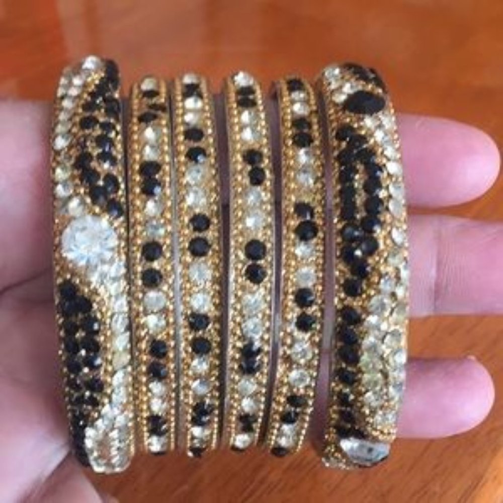 Ethnic Traditional Sparkly Set of 6 Bangles